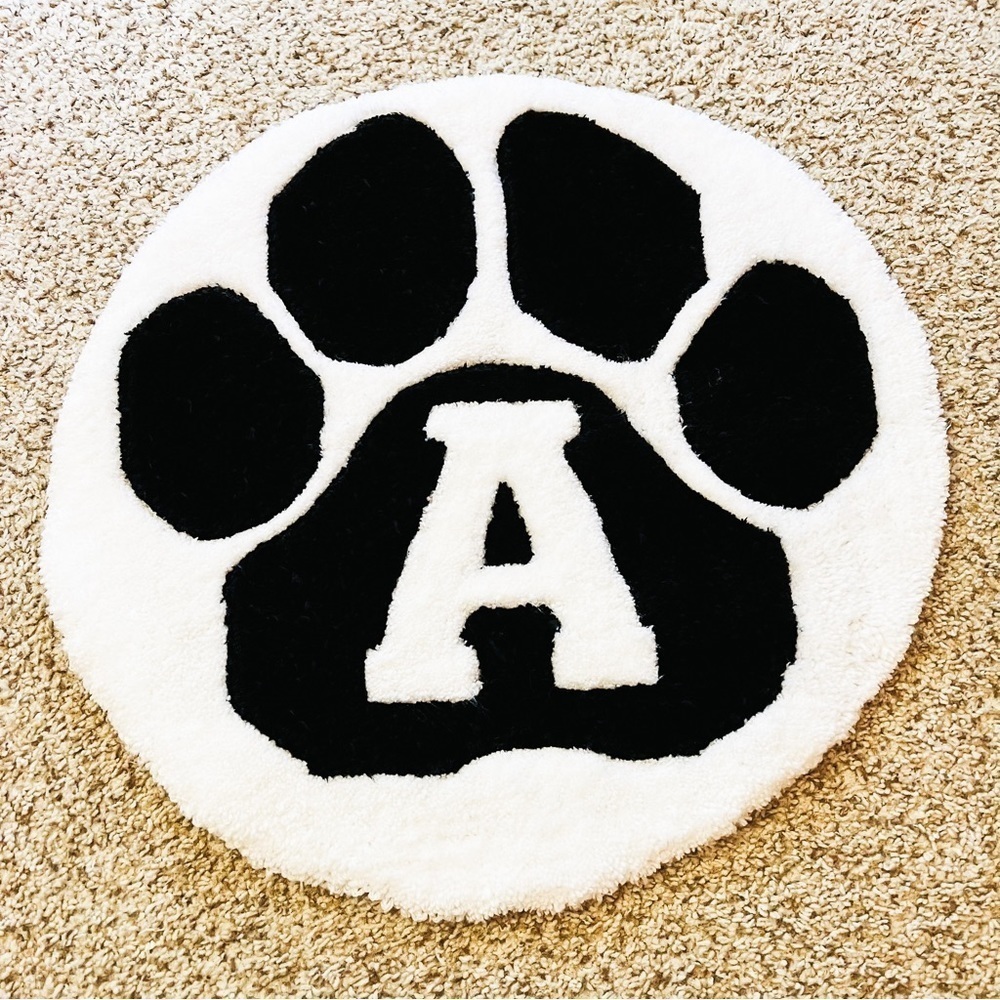 CUSTOM Tufted Customizable Pet Paw Print Rug Any Colors 22" Diameter